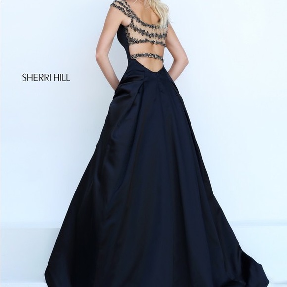 Sherri Hill Prom Dress! Size 6! - Picture 2 of 4